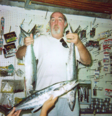 54-5_image_yh_fishing7-13-2005d.png
